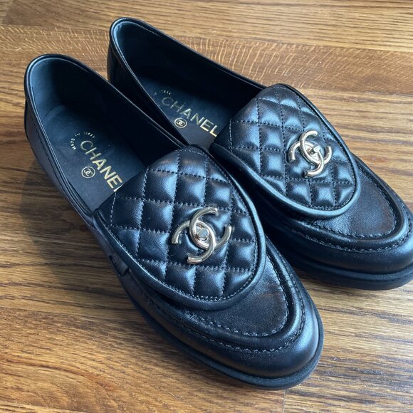 Chanel Quilted Moccasins in Black size 40 - Picture 7 of 10